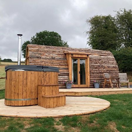Delor - Bryntalch Glamping Pods Hotell Montgomery Eksteriør bilde