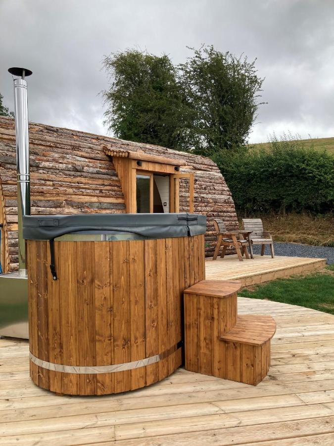Delor - Bryntalch Glamping Pods Hotell Montgomery Eksteriør bilde