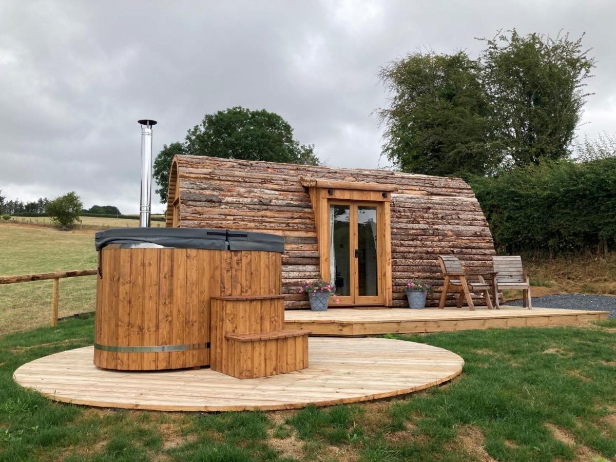 Delor - Bryntalch Glamping Pods Hotell Montgomery Eksteriør bilde